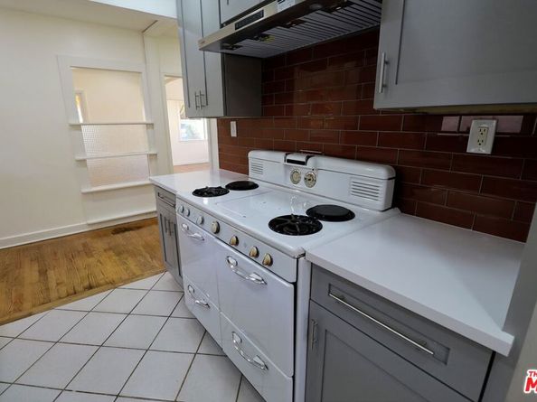 1022 S Fir Avenue, Inglewood CA 90301