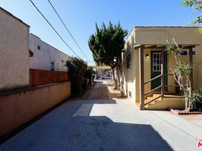 1022 S Fir Avenue, Inglewood CA 90301