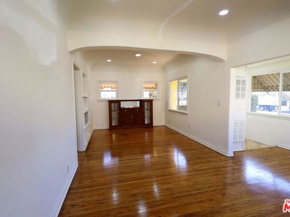 1022 S Fir Avenue, Inglewood CA 90301