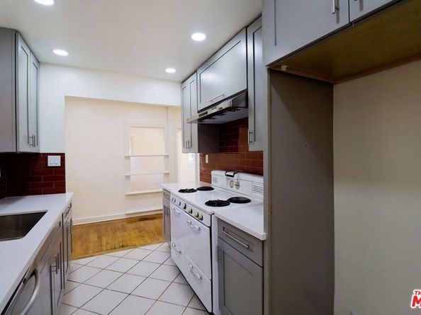 1022 S Fir Avenue, Inglewood CA 90301