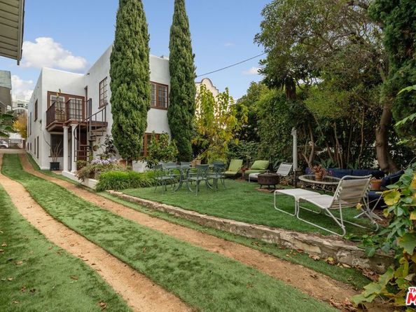 2116 3rd Street, Santa Monica CA 90405