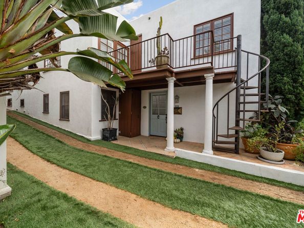 2116 3rd Street, Santa Monica CA 90405