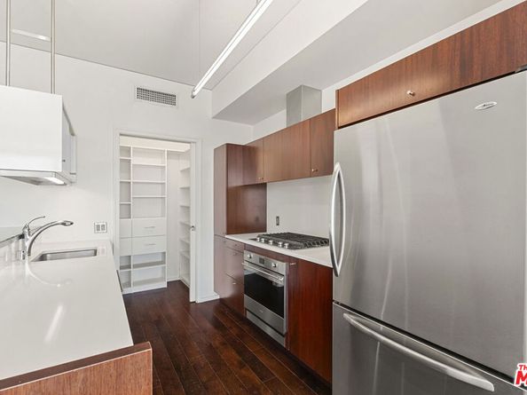 1155 S Grand Avenue 1103, Los Angeles CA 90015