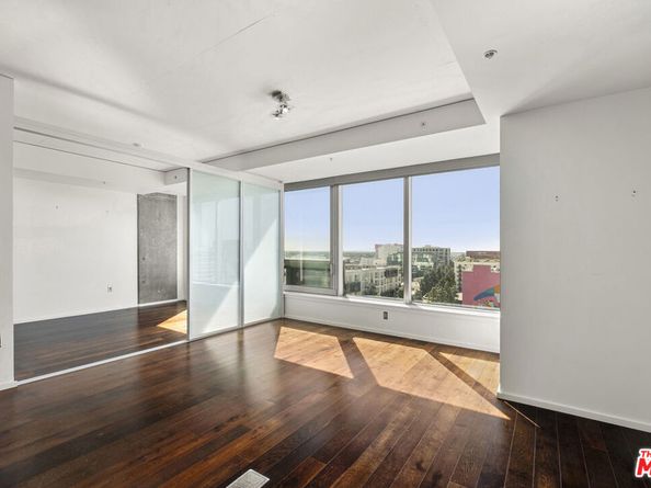 1155 S Grand Avenue 1103, Los Angeles CA 90015