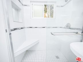 4964 S Centinela Avenue, Los Angeles CA 90066