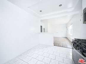 4964 S Centinela Avenue, Los Angeles CA 90066