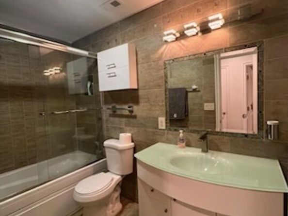 1880 Veteran Avenue 107, Los Angeles CA 90025