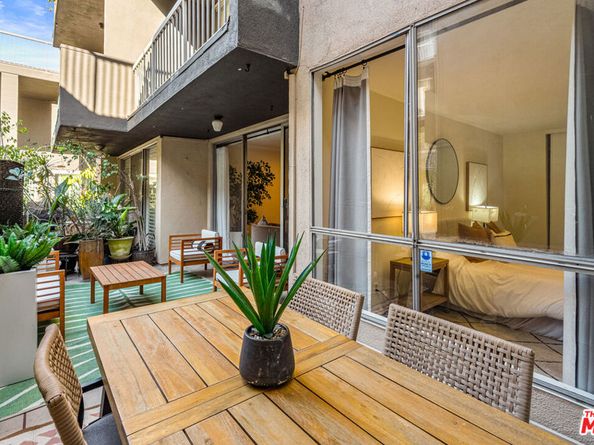 1745 Camino Palmero Street 104, Los Angeles CA 90046