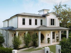 1682 San Onofre Drive, Pacific Palisades CA 90272