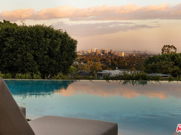 1682 San Onofre Drive, Pacific Palisades CA 90272