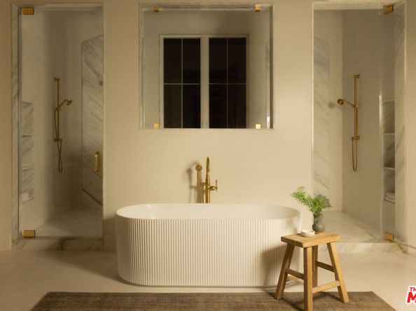 1682 San Onofre Drive, Pacific Palisades CA 90272