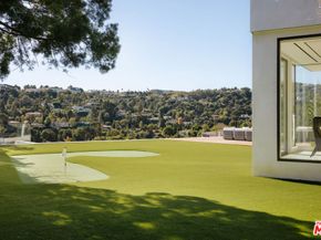 16187 Royal Oak Road, Encino CA 91436