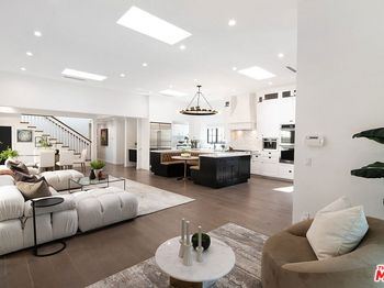 638 N Sierra Bonita Avenue