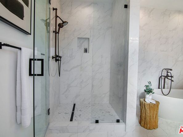 638 N Sierra Bonita Avenue, Los Angeles CA 90036