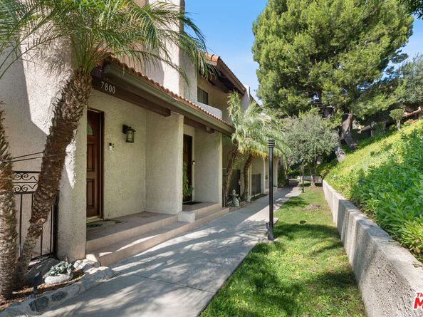 7800 Via Genova, Burbank CA 91504