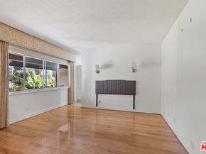 7800 Via Genova, Burbank CA 91504