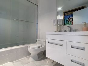 2222 Avenue Of The Stars 705, Los Angeles CA 90067