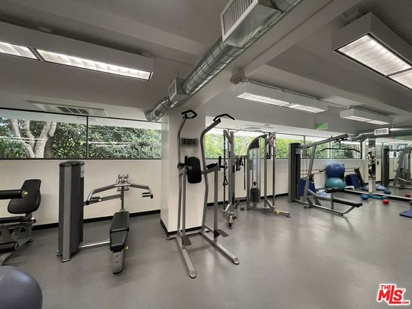 2222 Avenue Of The Stars 705, Los Angeles CA 90067