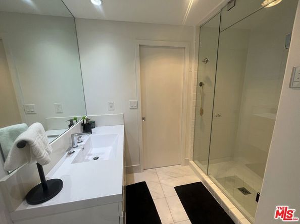 2222 Avenue Of The Stars 705, Los Angeles CA 90067