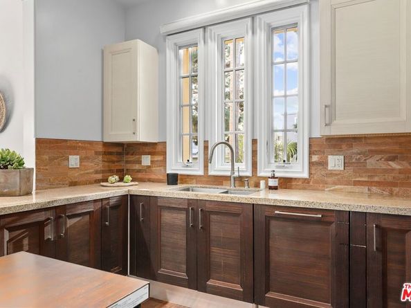 941 11th Street 1, Santa Monica CA 90403