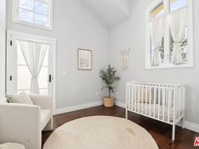 941 11th Street 1, Santa Monica CA 90403