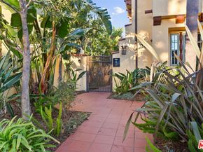 941 11th Street 1, Santa Monica CA 90403