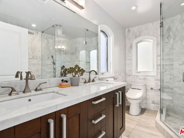 941 11th Street 1, Santa Monica CA 90403