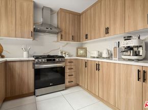 9000 Cynthia Street 302, West Hollywood CA 90069