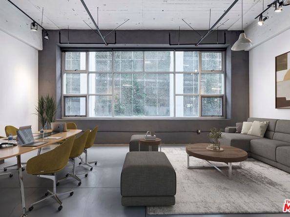 1130 S Flower Street 208, Los Angeles CA 90015