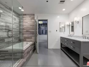 1130 S Flower Street 208, Los Angeles CA 90015