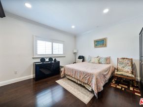 1043 S Kenmore Avenue 201, Los Angeles CA 90006