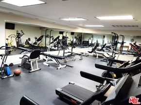 1043 S Kenmore Avenue 201, Los Angeles CA 90006