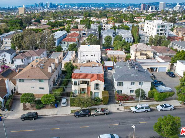 1293 S Cochran Avenue, Los Angeles CA 90019