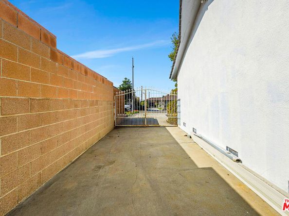 1124 S Cajon Avenue, West Covina CA 91791