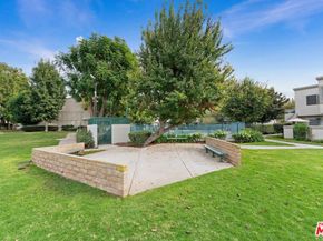 18518 Mayall Street H, Northridge CA 91324