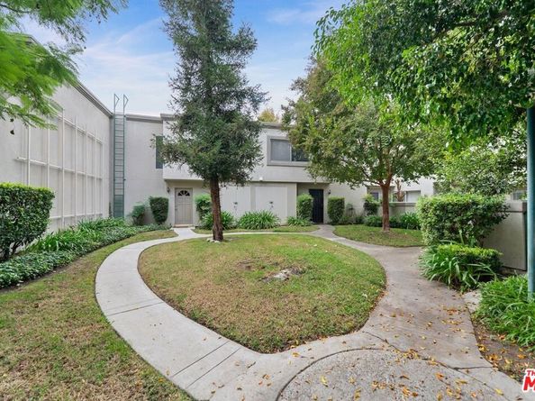 18518 Mayall Street H, Northridge CA 91324