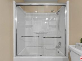 18518 Mayall Street H, Northridge CA 91324