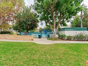 18518 Mayall Street H, Northridge CA 91324