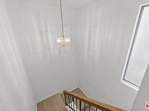 18518 Mayall Street H, Northridge CA 91324