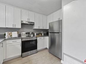 18518 Mayall Street H, Northridge CA 91324