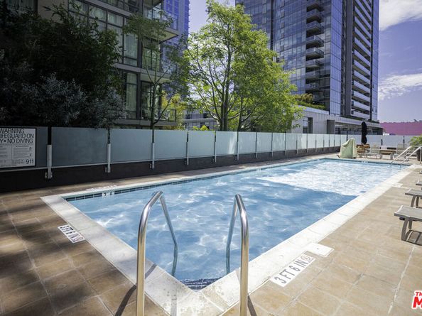 1111 S Grand Avenue 716, Los Angeles CA 90015