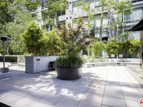 1111 S Grand Avenue 716, Los Angeles CA 90015