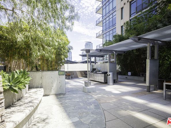 1111 S Grand Avenue 716, Los Angeles CA 90015