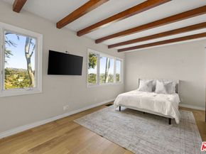 1018 N Tigertail Road, Los Angeles CA 90049