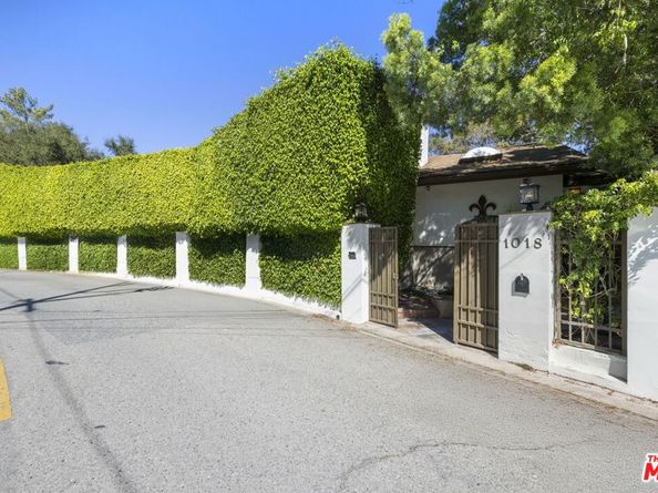 1018 N Tigertail Road, Los Angeles CA 90049