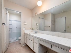 355 S Los Robles Avenue 108, Pasadena CA 91101