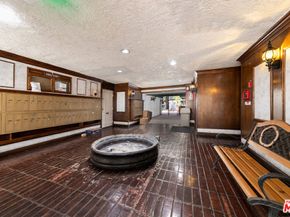 355 S Los Robles Avenue 108, Pasadena CA 91101