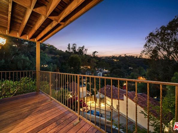 7223 Sycamore Trail, Los Angeles CA 90068