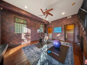 7223 Sycamore Trail, Los Angeles CA 90068