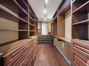 7223 Sycamore Trail, Los Angeles CA 90068